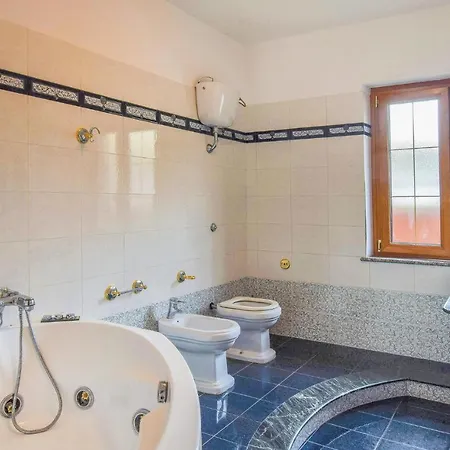 Nice In Davoli Marina With 2 Bedrooms And Wifi Marina di Davoli